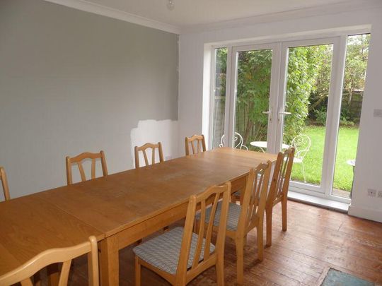 3 bedroom semi-detached house to rent - Photo 1