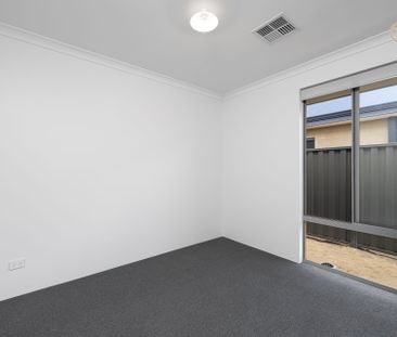 Walk to Coles @ $800 Per Week - Photo 5