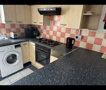 Studio Flat, Broxholm Road, SE27 - Photo 4