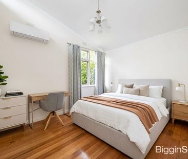 Quality Family Home in Sought-After Mount Waverley - Photo 4
