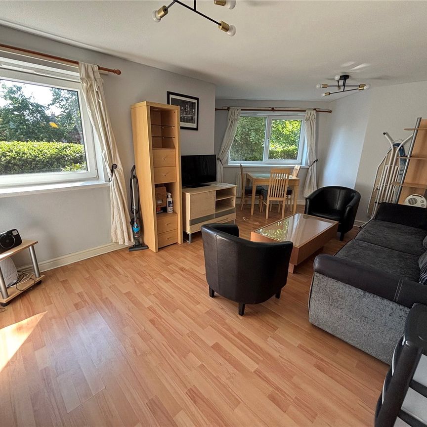 3 bedroom apartment to rent The Deansgate, 1 Whiteoak Road, Manchester, M14 - Photo 1