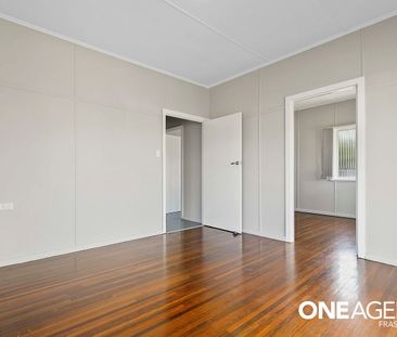 Prime Location! - Photo 3