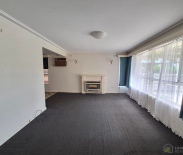 Neat 3 Bedroom Home- close to schools - Photo 2