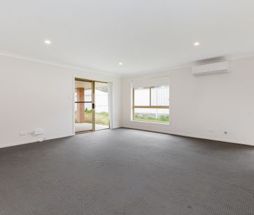 14 Vulture Street, Ellalong NSW 2325 - House For Rent | Domain - Photo 5