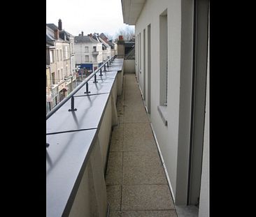 Location Appartement 2 pièces 64 m² Issoudun - Photo 6