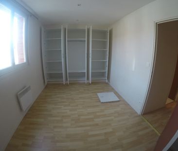 Location Appartement 2 pièces 55m² MARCQ EN BAROEUL 59700 - Photo 4