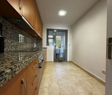 Apartamento de alquiler en Benatalaya - Photo 3