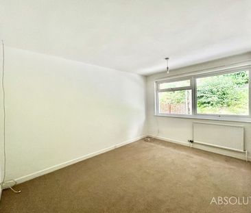 3 bed terraced town house to rent in Lisburne Square, Torquay, TQ1 - Photo 6