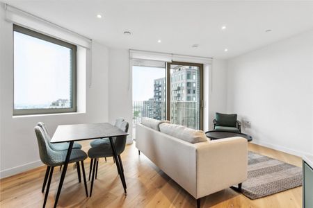 Station Road, N17, London - Photo 3