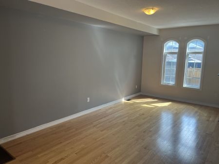 For Lease - 60 First Street Unit# 36, Orangeville, Ontario - Photo 3