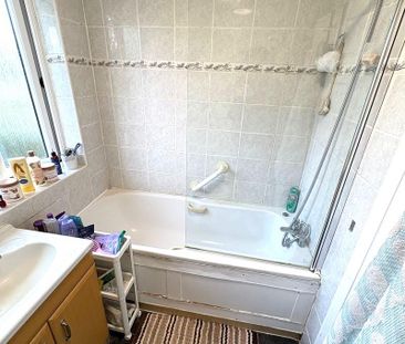 3 bed house to rent in Green Lane, St. Albans, AL3 - Photo 4