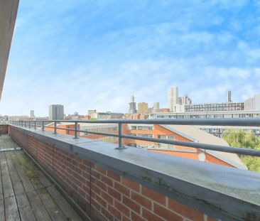 2 bedroom property to rent - Photo 3