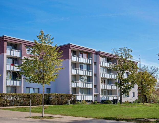 Frei ab Februar: Helle Familienwohnung am Grünzug Lichtenberger Straße - Photo 1