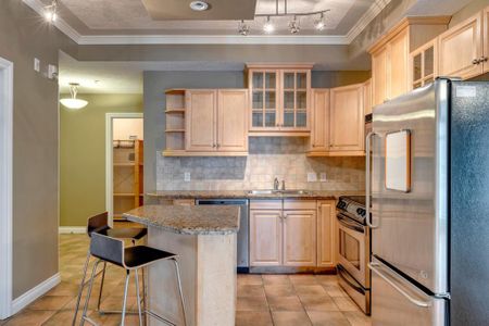 2 Bed Condo In Beltline With Undgr.Parking/In Suite Laundry/ Heat & Water Incl! - Photo 3