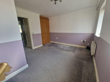 Eaton Drive, Rugeley, Ws15 2FS - Photo 2