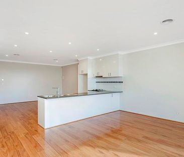 5/11 Sellbach Street, Weston ACT 2611 - Townhouse For Rent | Domain - Photo 1