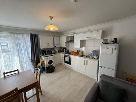 1 bedroom flat to rent - Photo 2