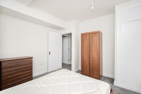 Euston Road, NW1, London - Photo 4