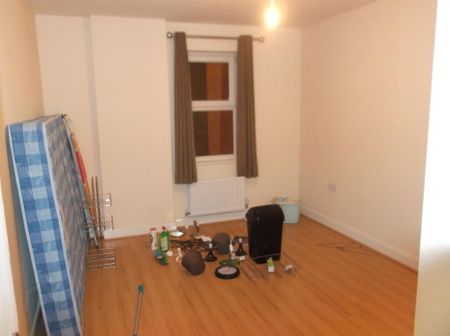 102 College Central, 4 College Avenue, Belfast, BT1 6BB - Photo 4