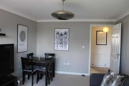 2 bed flat for rent in Corstorphine - Photo 3