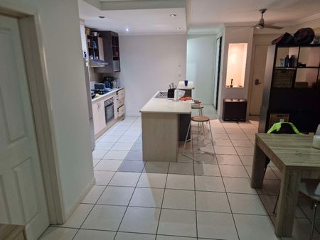 Clifton Beach - Photo 4