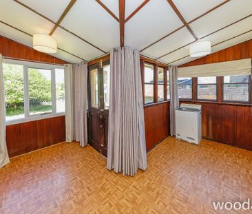 Large Three Bedroom Period Home! - Photo 1