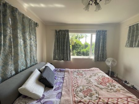 Property Management221 Mount Smart Road, Onehunga - Unit for Rent - Photo 3