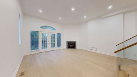 For Lease - 110 ROSLIN Avenue, Toronto, Ontario - Photo 5