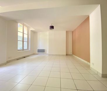 Location Appartement 2 Pièces 54 m² - Photo 3