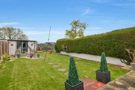 Caulfield Road, Shoeburyness, Essex, SS3 9LP - Photo 4