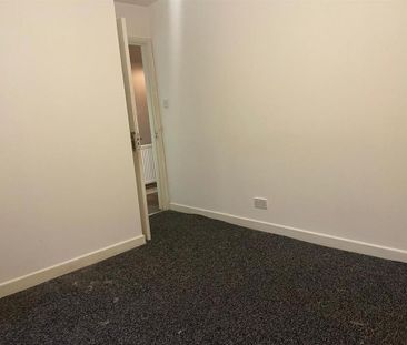 2 bedroom semi-detached bungalow to rent - Photo 5