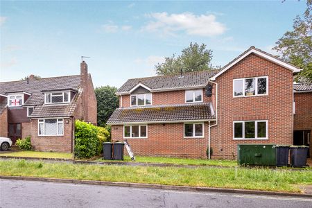 2 bedroom apartment to rent Highfield Avenue, Waterlooville, Hampshire, PO7 - Photo 5