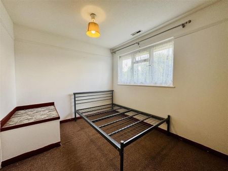 2 bedroom semi-detached house to rent - Photo 3