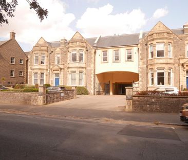 2 bedroom flat to rent - Photo 6