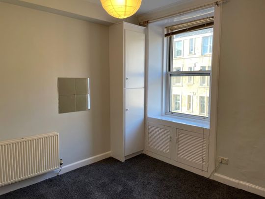 1 Bed Flat, Downfield Place, EH11 - Photo 1