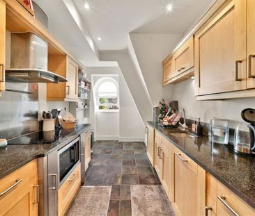 Holmesdale Road, TW11, London - Photo 4