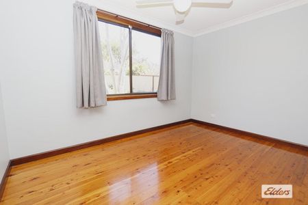 Prime Location - Photo 2