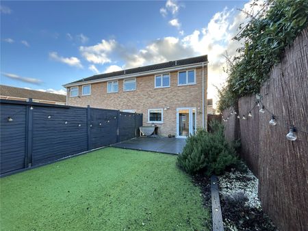 Laburnum Close, Bridgwater, Somerset, TA6 - Photo 2