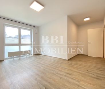 Tolle 2-Zimmer-Wohnung mit Balkon und Fahrstuhl sowie Tiefgaragenst... - Photo 1