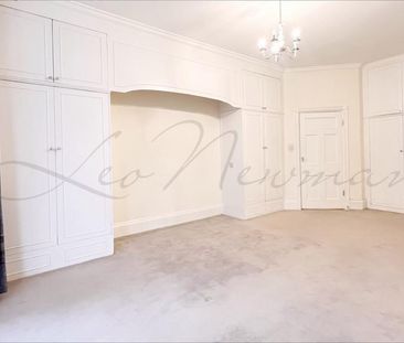 4 bedroom flat to rent - Photo 6