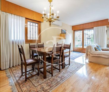 Luxury Villa for rent in Hortaleza, Chamartin, Autonomous Region of... - Photo 5