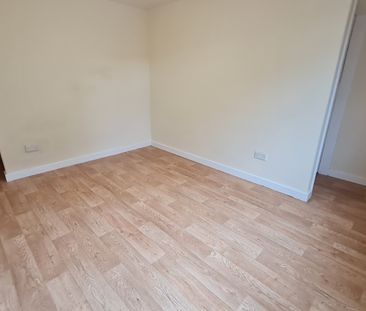 Tanshelf Drive, Pontefract - Photo 5