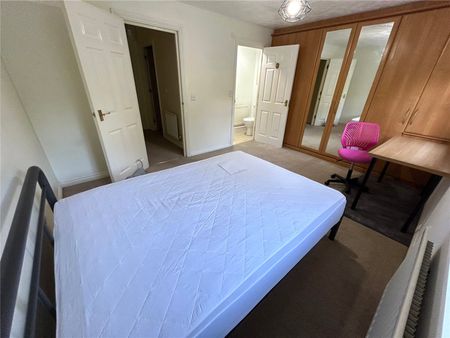 Paxton, Stoke Park - Photo 5