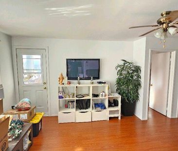 Très beau 4 1/2 ensoleillé à Deux Montagnes - Photo 1