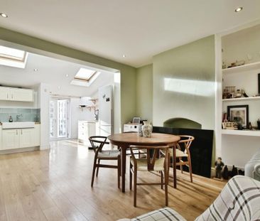 2 bedroom terraced house to rent - Photo 3