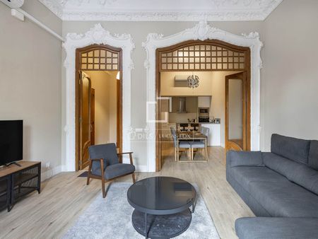 Temporal Holidays Rent. Beautiful bright 3-bedroom apartment for rent in the Gothic quarter, Barcelona - Photo 2