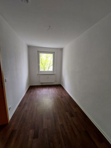 Schöne Familienwohnung / Bad mit Fenster - Photo 3