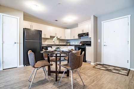 Two Bedroom Two Bath - Photo 5