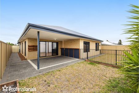 14 Mangatj Street, Byford WA 6122 - Photo 4