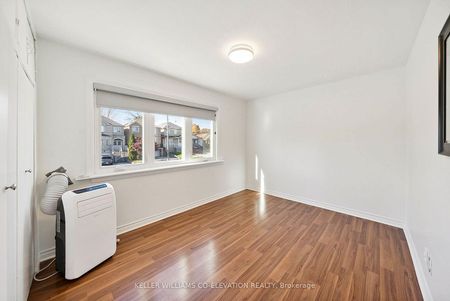 For Lease - 681 Scarlett Road Unit# Upper Level, Toronto, Ontario - Photo 5